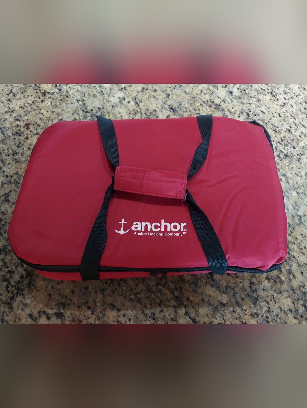 Anchor Hocking Carry Out Red Travel Tote with Black Straps, EUC